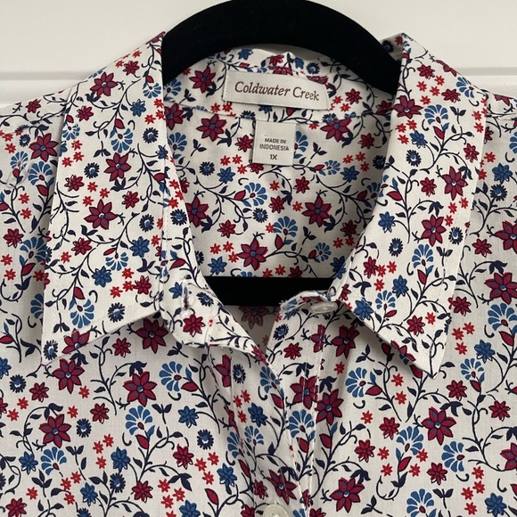 Coldwater creek floral button up 1X - Picture 2 of 4